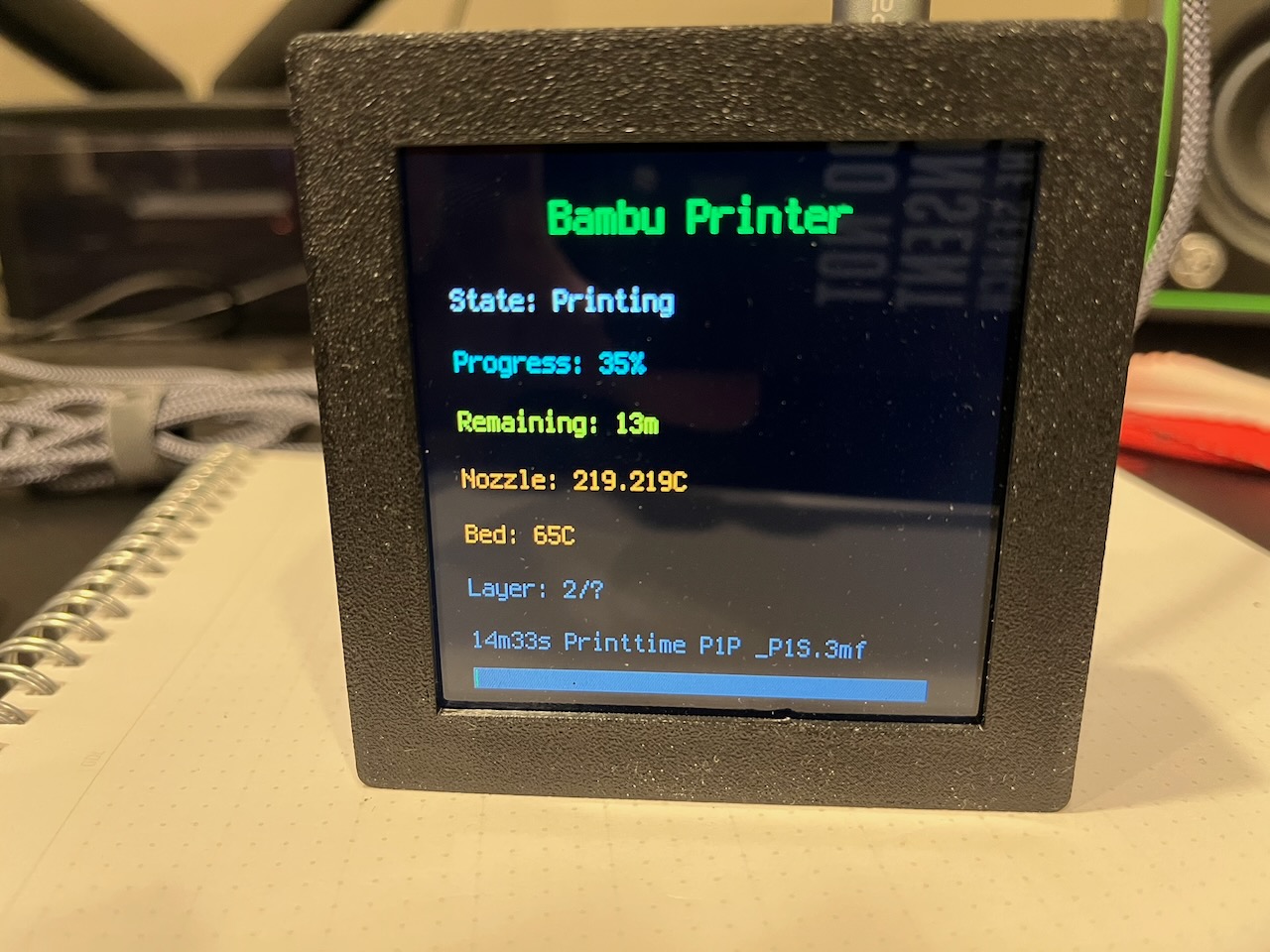 Qualia showing Bambu Labs stats in real-time